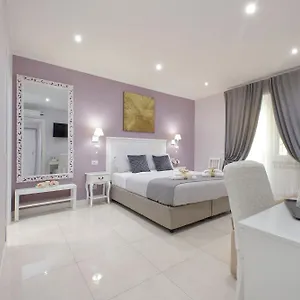 https://sulpicio-house.it-romehotels.com